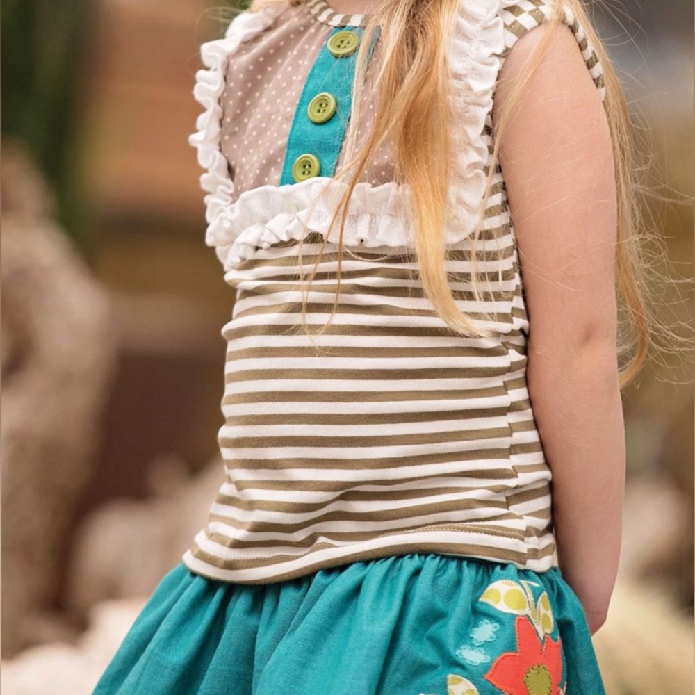 Persnickety Sweet Pea Lou Lou Shirt